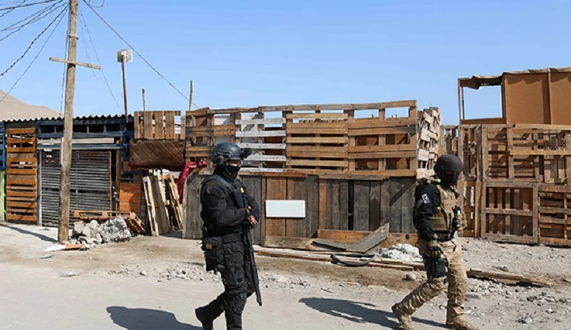 Operativo en Cerro Chuño: Ocho detenidos y múltiples infracciones en Arica  