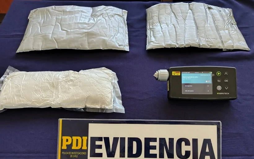 Portaba más de 1.600 dosis de ketamina: PDI Arica detuvo a extranjero en aeropuerto Chacalluta  