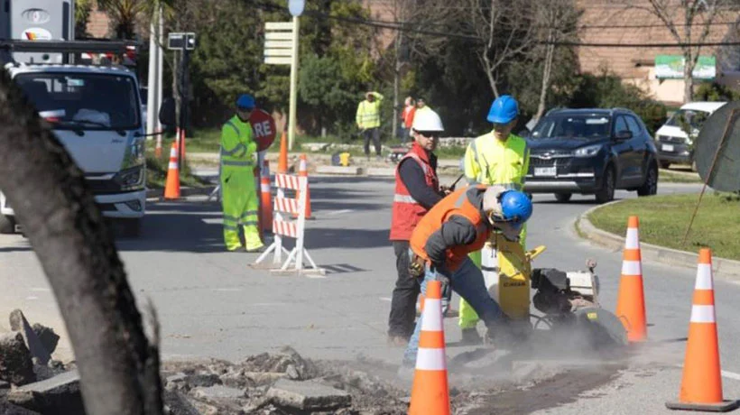 Municipios se rebelan contra fuerte ajuste de Quiroz y respaldan a Mundaca